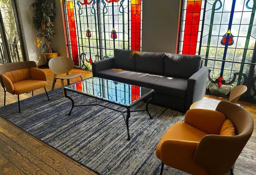 هتل Portside Inn & Suites