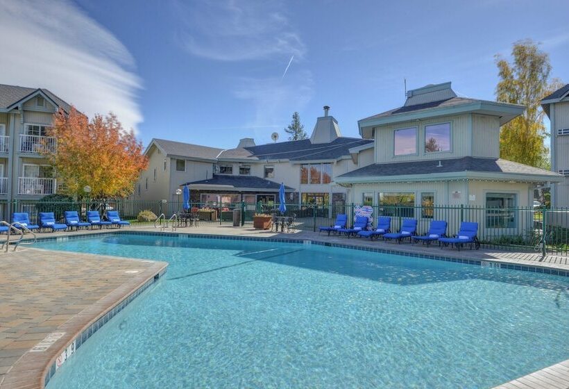 هتل Beach Retreat & Lodge At Tahoe