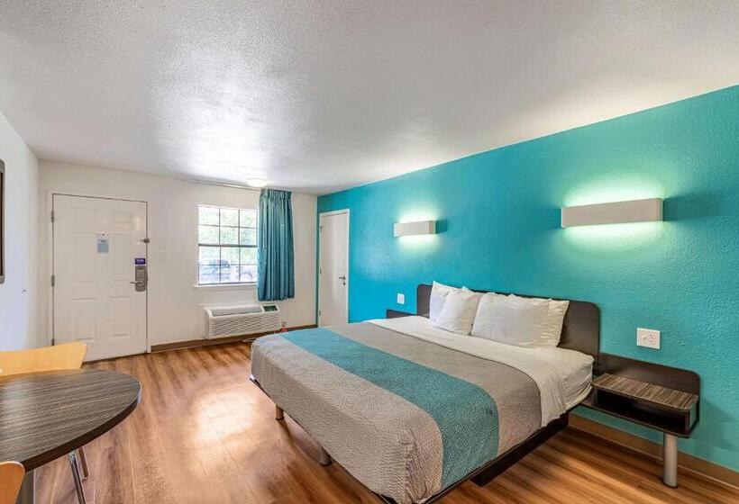 Motel 6 Georgetown, Tx