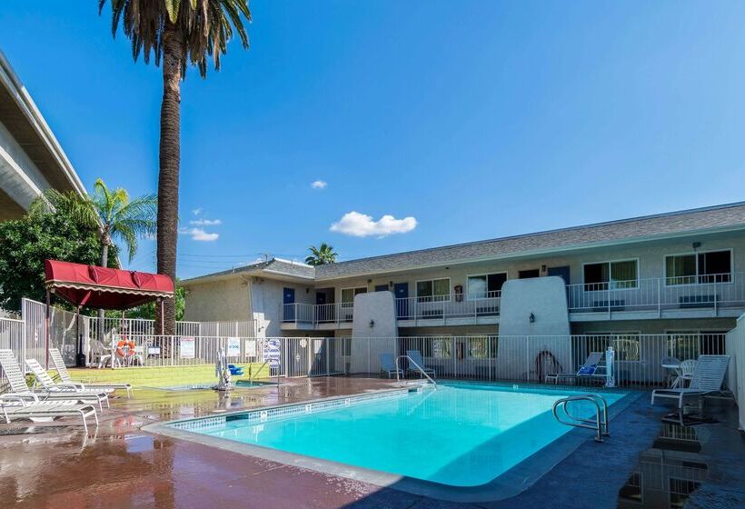 Motel 6redlands, Ca