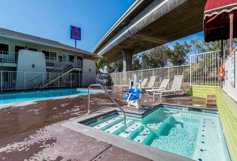 Motel 6redlands, Ca