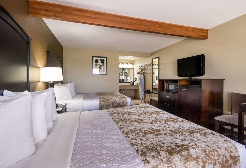 מוטל Best Western Weston Inn