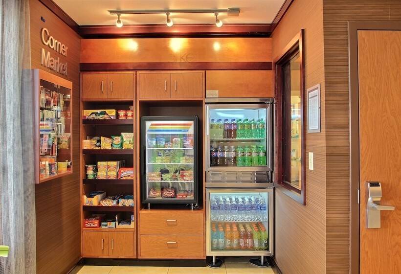 مُتل Fairfield Inn & Suites By Marriott Milwaukee Airport