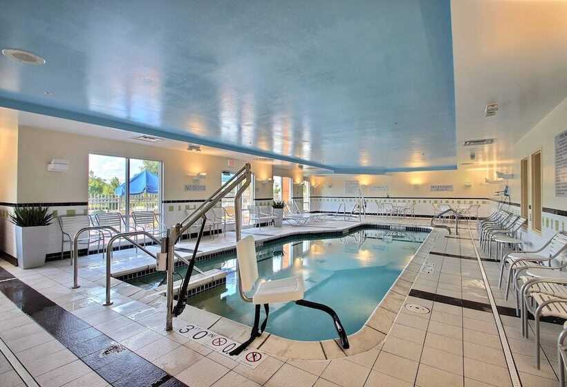 مُتل Fairfield Inn & Suites By Marriott Milwaukee Airport