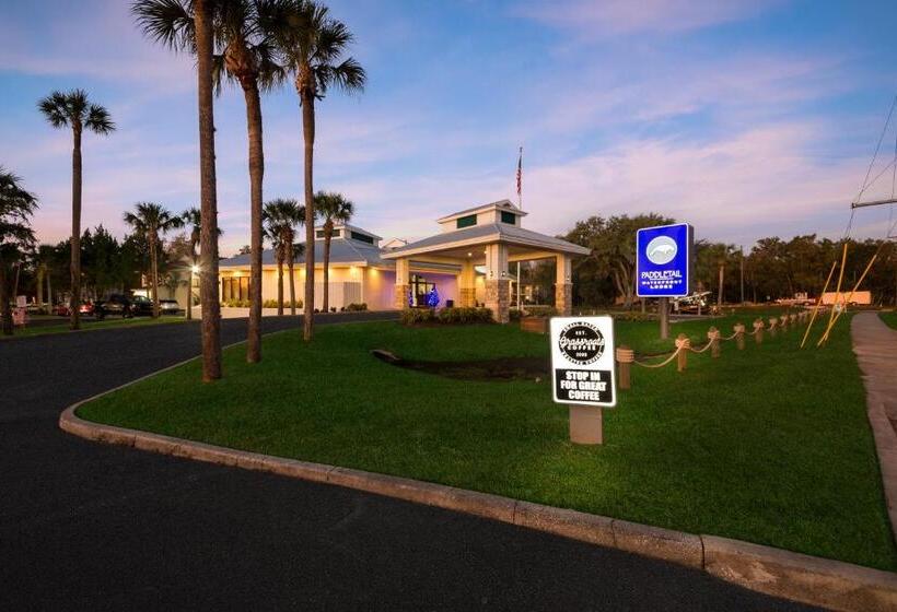 אתר נופש Paddletail Waterfront Lodge, Trademark Collection By Wyndham