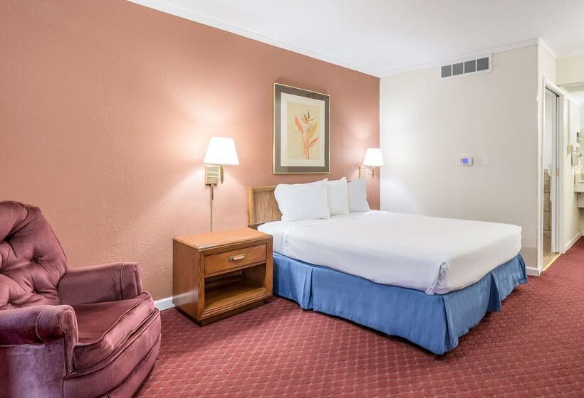 هتل Americas Best Value Inn St. Joseph At I29