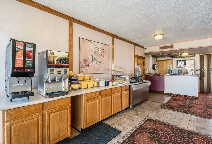 هتل Americas Best Value Inn St. Joseph At I29