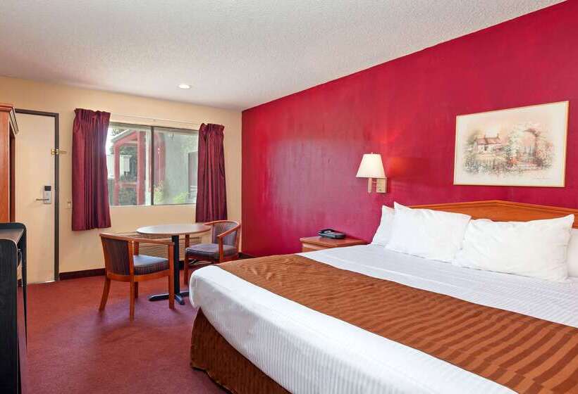 Отель Americas Best Value Inn & Suites Bakersfield Central