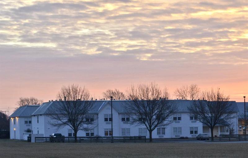 فندق Amish Inn