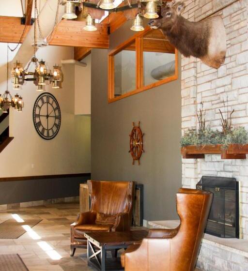 هتل Barkers Island Inn Resort & Conference Center