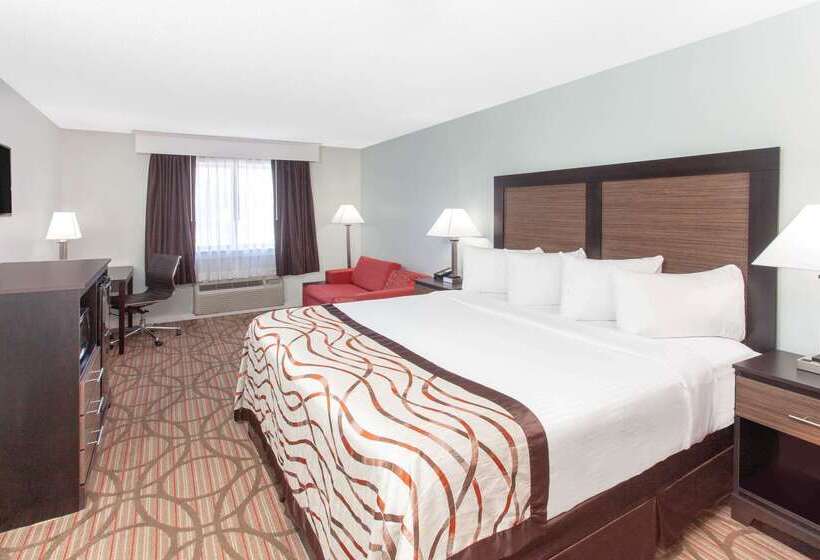 Отель Baymont By Wyndham Grand Haven