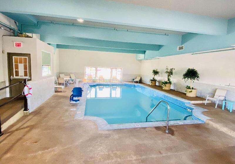 هتل Best Western Plus Landmark Inn