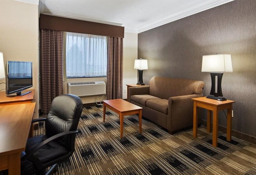 هتل Best Western The Inn At Rochester Airport