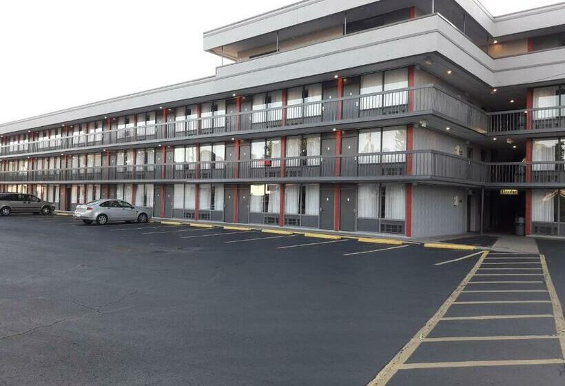 Hôtel Clarion Pointe University/expo