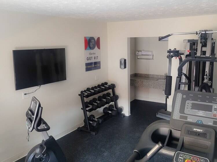 هتل Ramada By Wyndham Lumberton