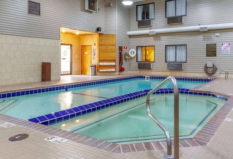 בית מלון כפרי Comfort Inn