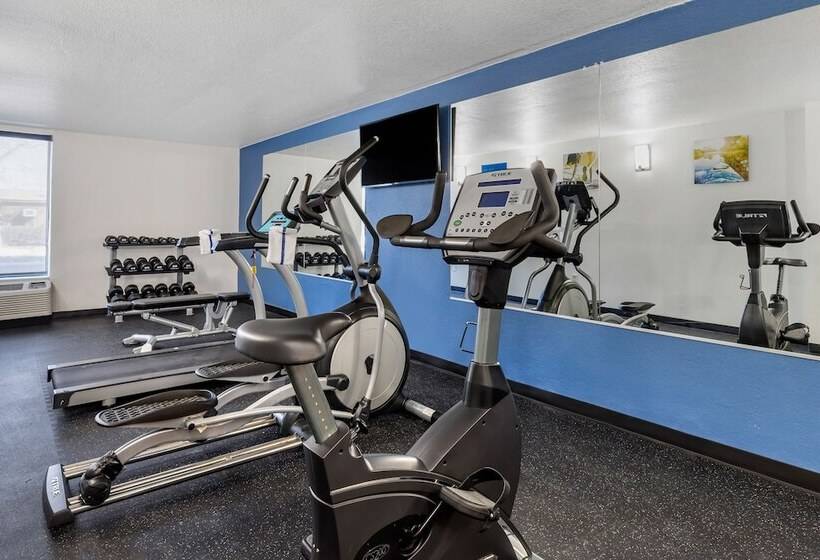 هتل Comfort Inn University