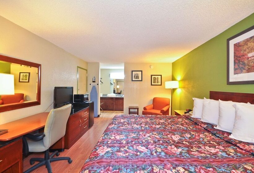 هتل Country Hearth Inn & Suites Marietta