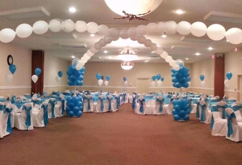 هتل Country Hearth Inn & Suites Marietta