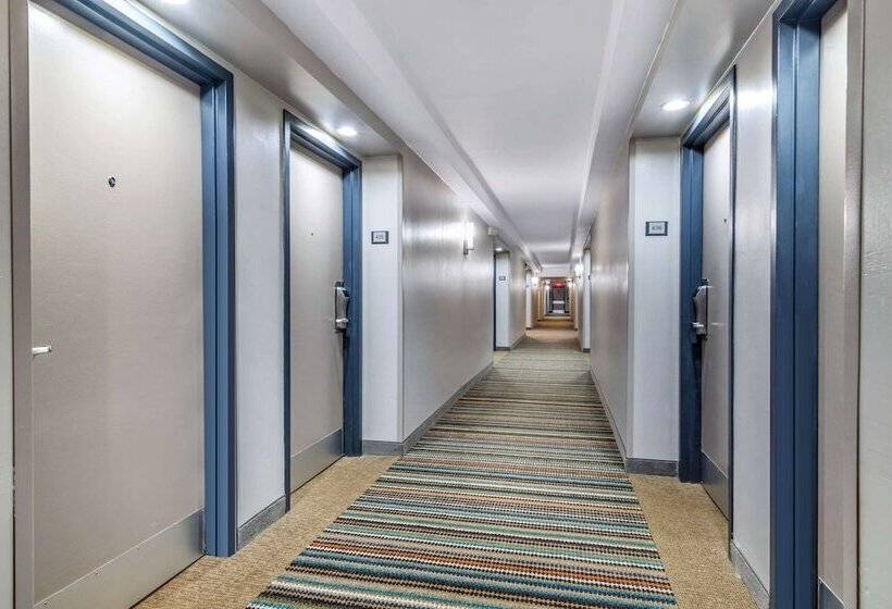 هتل Country Inn & Suites By Radisson, Atlanta Airport South, Ga