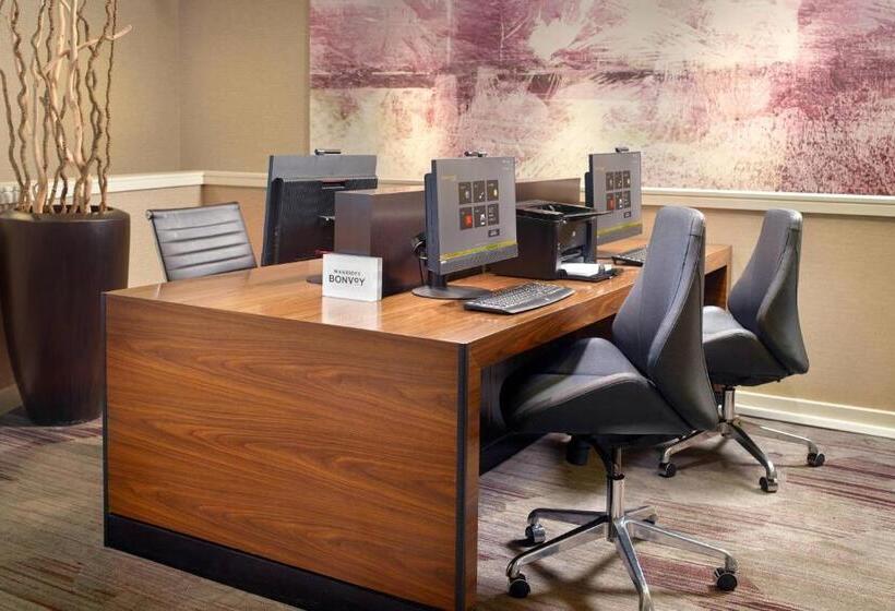هتل Courtyard By Marriott Atlanta Airport South/sullivan Road