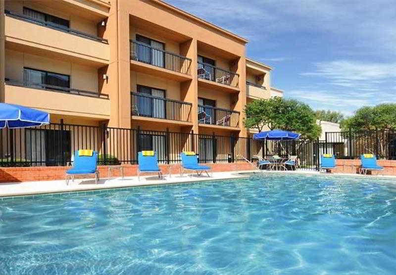 هتل Courtyard By Marriott Dallas Richardson At Spring Valley