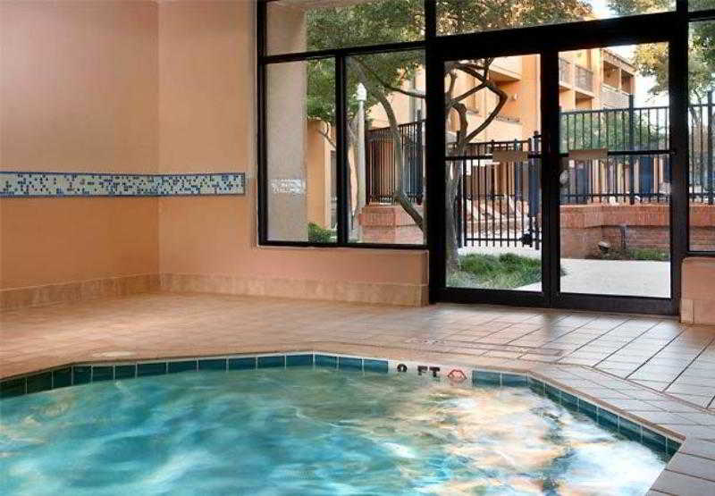 هتل Courtyard By Marriott Dallas Richardson At Spring Valley