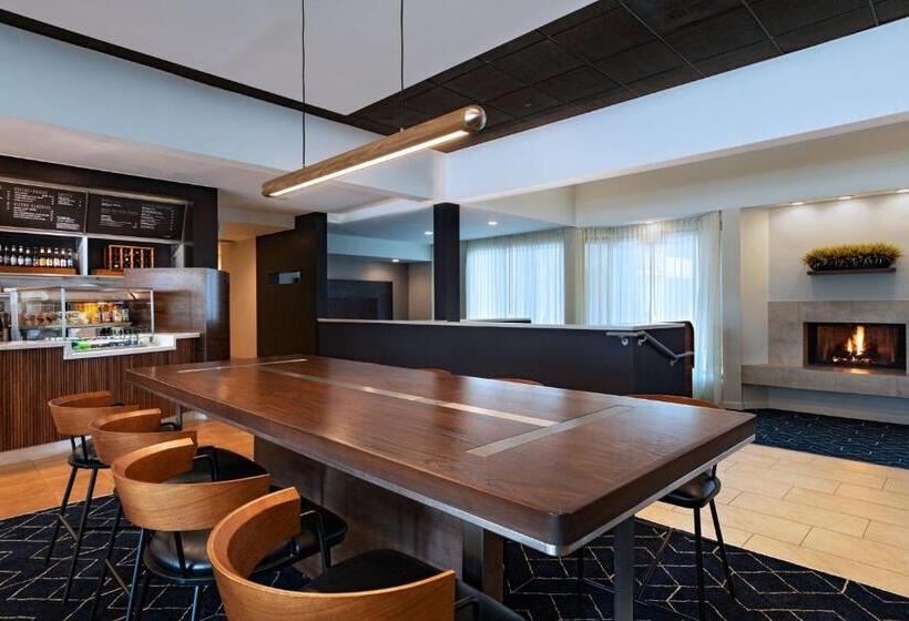 هتل Courtyard By Marriott Dallas Richardson At Spring Valley