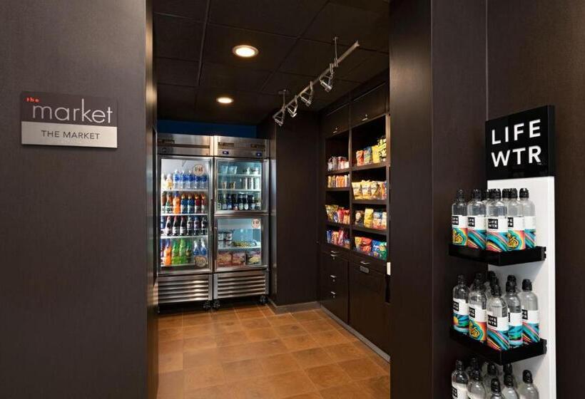 هتل Courtyard By Marriott Dallas Richardson At Spring Valley