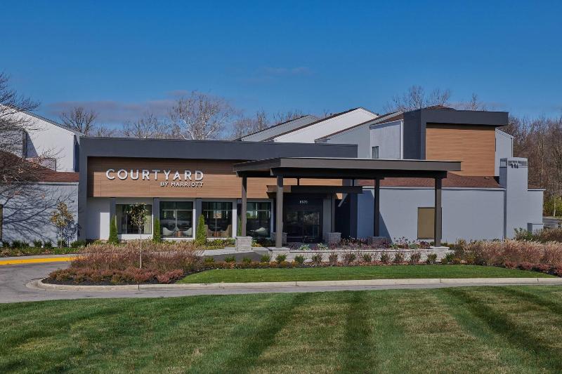 فندق Courtyard By Marriott Indianapolis Castleton