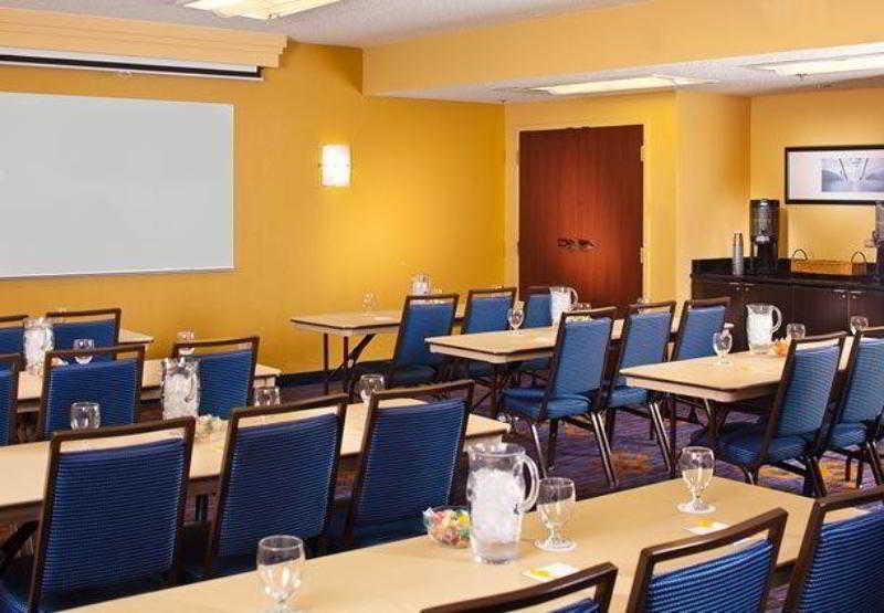 هتل Courtyard By Marriott Little Rock West