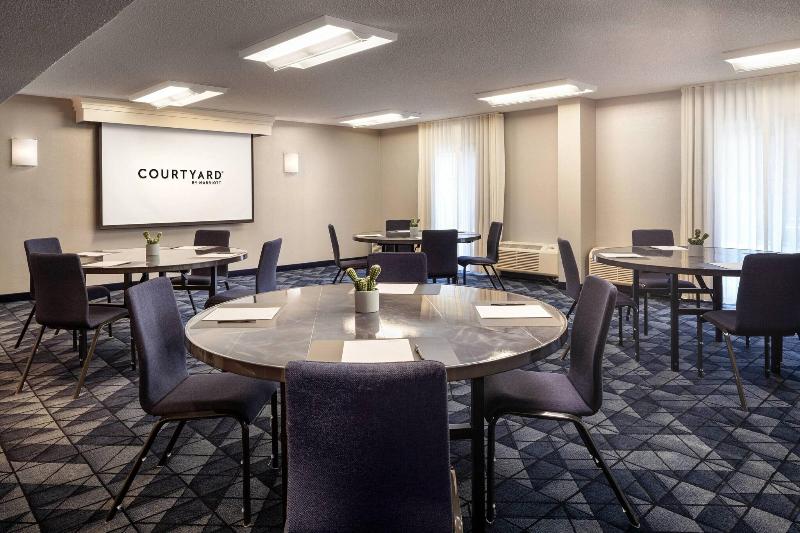 هتل Courtyard Los Angeles Torrance/palos Verdes