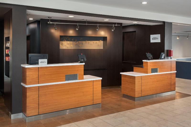 בית מלון כפרי Courtyard By Marriott New Carrollton Landover