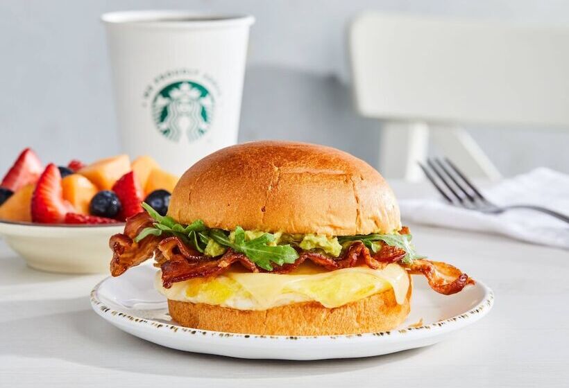 هتل Courtyard By Marriott Phoenix Airport