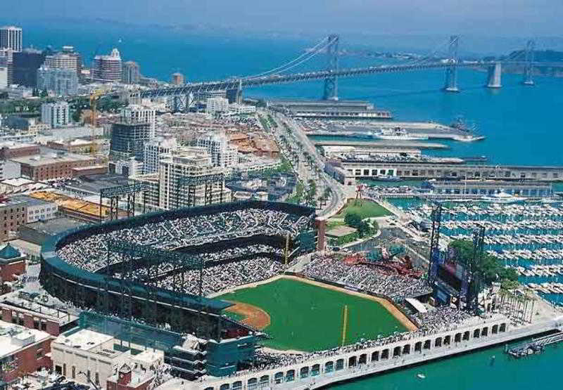 هتل Courtyard By Marriott San Francisco Airport