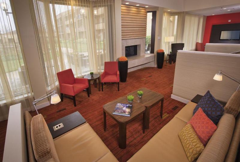 هتل Courtyard By Marriott Silver Spring North/white Oak