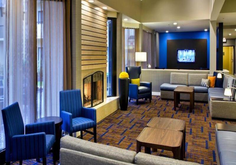 هتل Courtyard Syracuse Carrier Circle