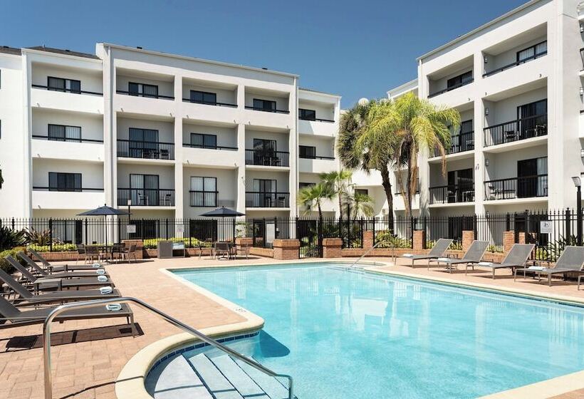 هتل Courtyard Tampa Westshore/airport