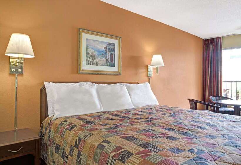 Отель Days Inn By Wyndham Benson