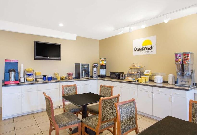 酒店 Days Inn By Wyndham Chester