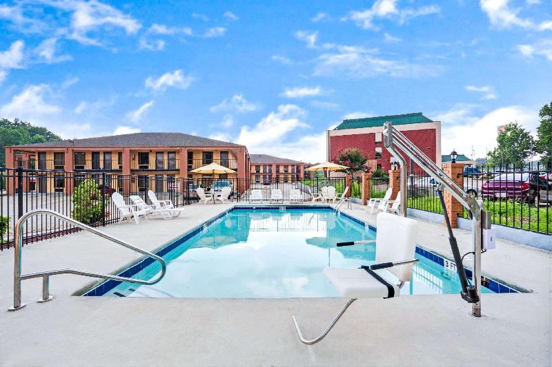 هتل Days Inn By Wyndham Douglasville Atlanta Fairburn Road