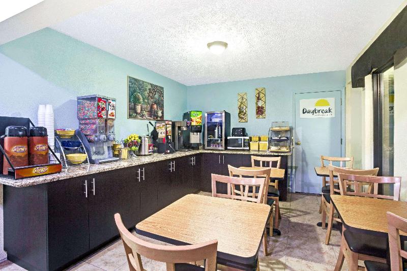 هتل Days Inn By Wyndham Douglasville Atlanta Fairburn Road
