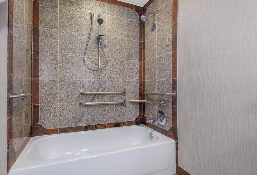 فندق Days Inn By Wyndham Lanham Washington Dc