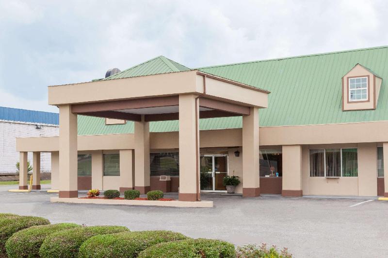 Отель Meridian Inn