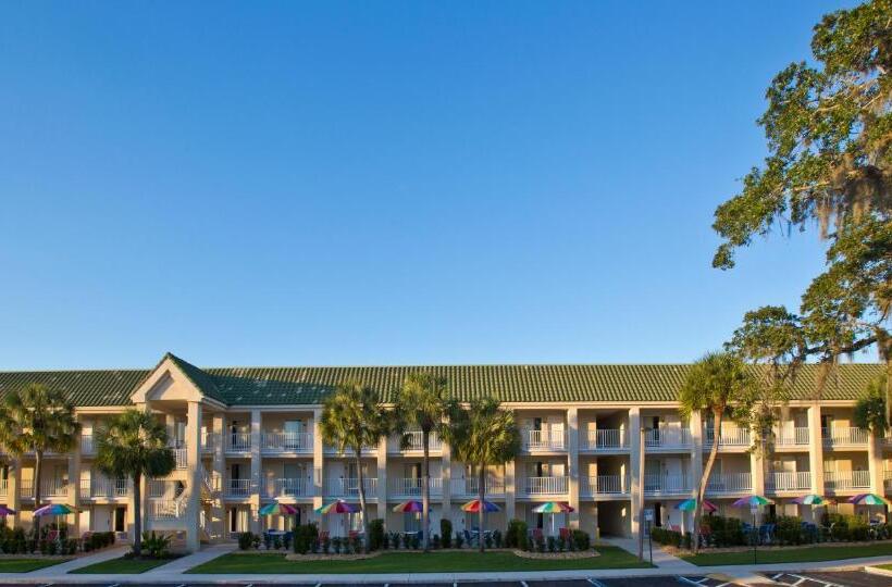 Отель Days Inn By Wyndham Port Charlotte Town Center