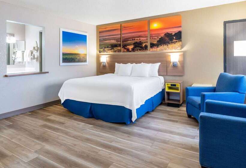 هتل Days Inn By Wyndham Sioux Falls Airport