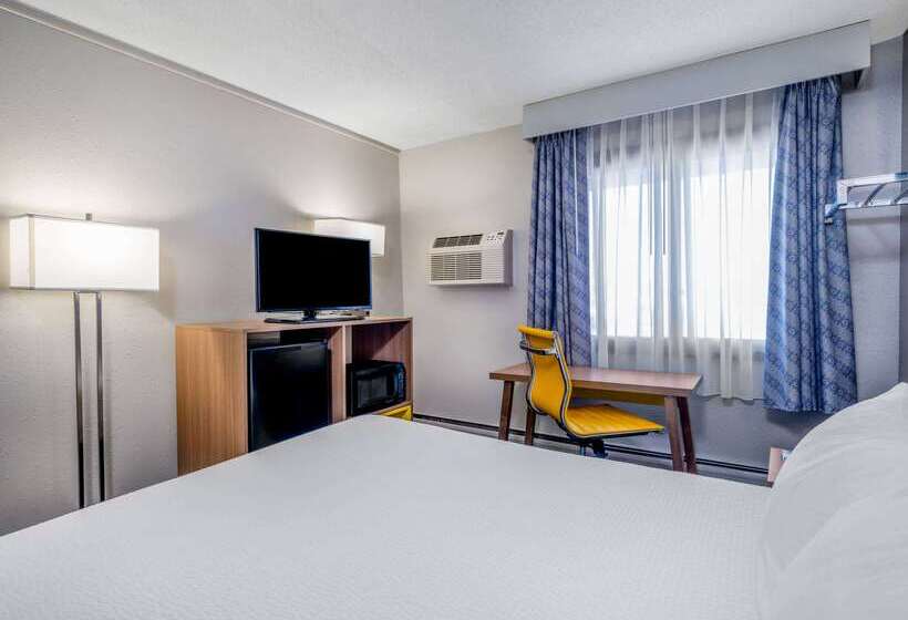 هتل Days Inn By Wyndham Sioux Falls Airport