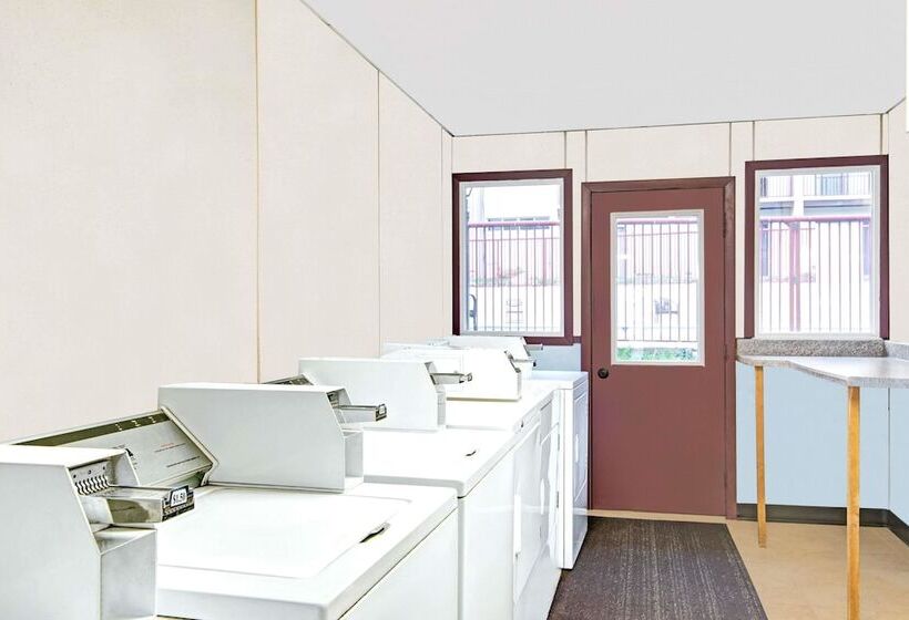 酒店 Days Inn By Wyndham Washington
