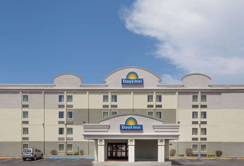 בית מלון כפרי Days Inn By Wyndham Wilkes Barre