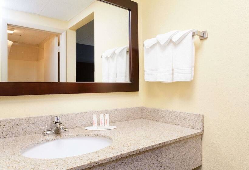 호텔 Days Inn By Wyndham Wilkes Barre